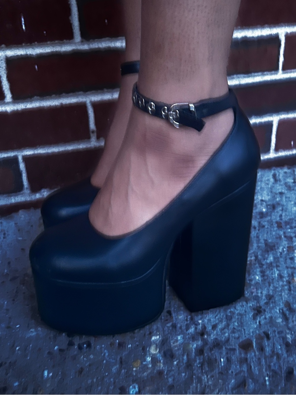Dolls Kill Lamoda Gothic platform heels//size 9